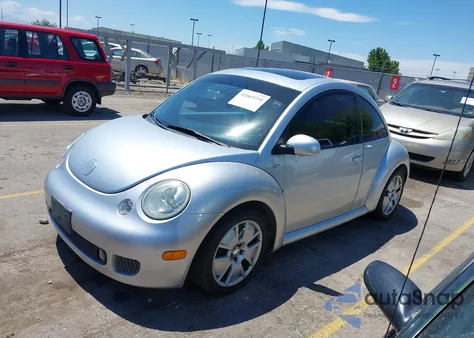 2002 Volkswagen New Beetle Turbo S из США, поврежденный, VIN 3VWFE21CX2M431863